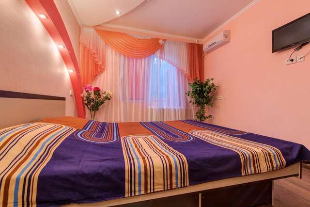 Апартаменты Apartment on Riverfront of Dnepr Днепр-7